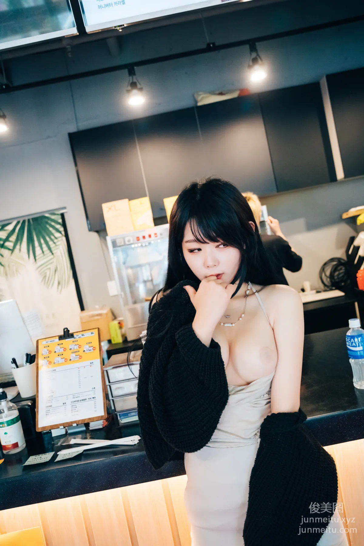 073.[Loozy] Zia (지아) -XXX in the theater S.Ver[157P] 67