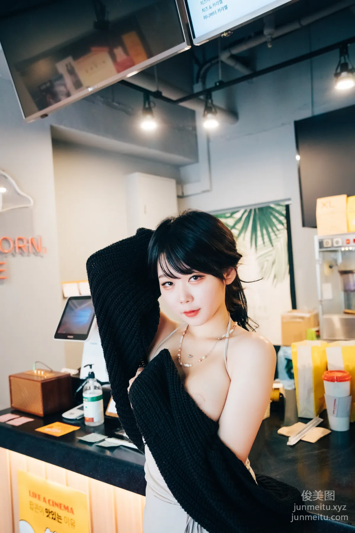 073.[Loozy] Zia (지아) -XXX in the theater S.Ver[157P] 68
