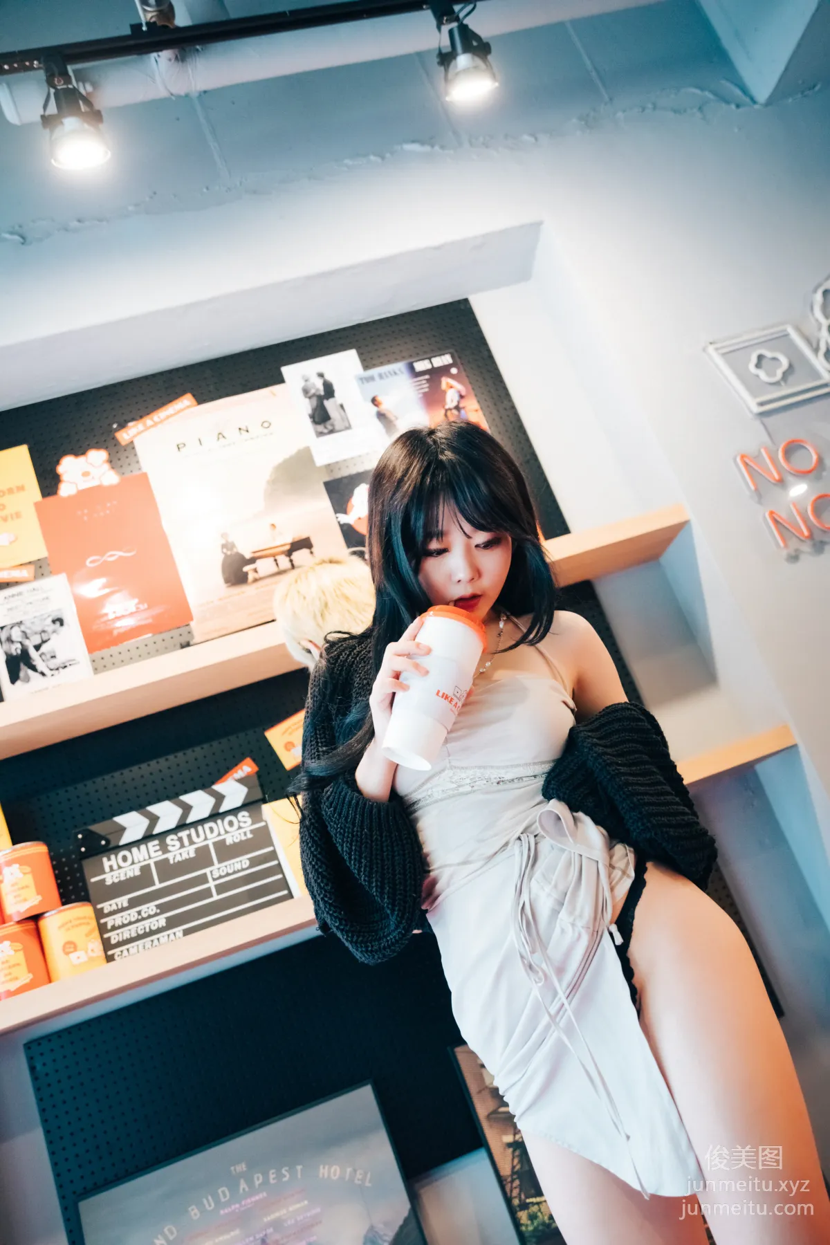 073.[Loozy] Zia (지아) -XXX in the theater S.Ver[157P] 81