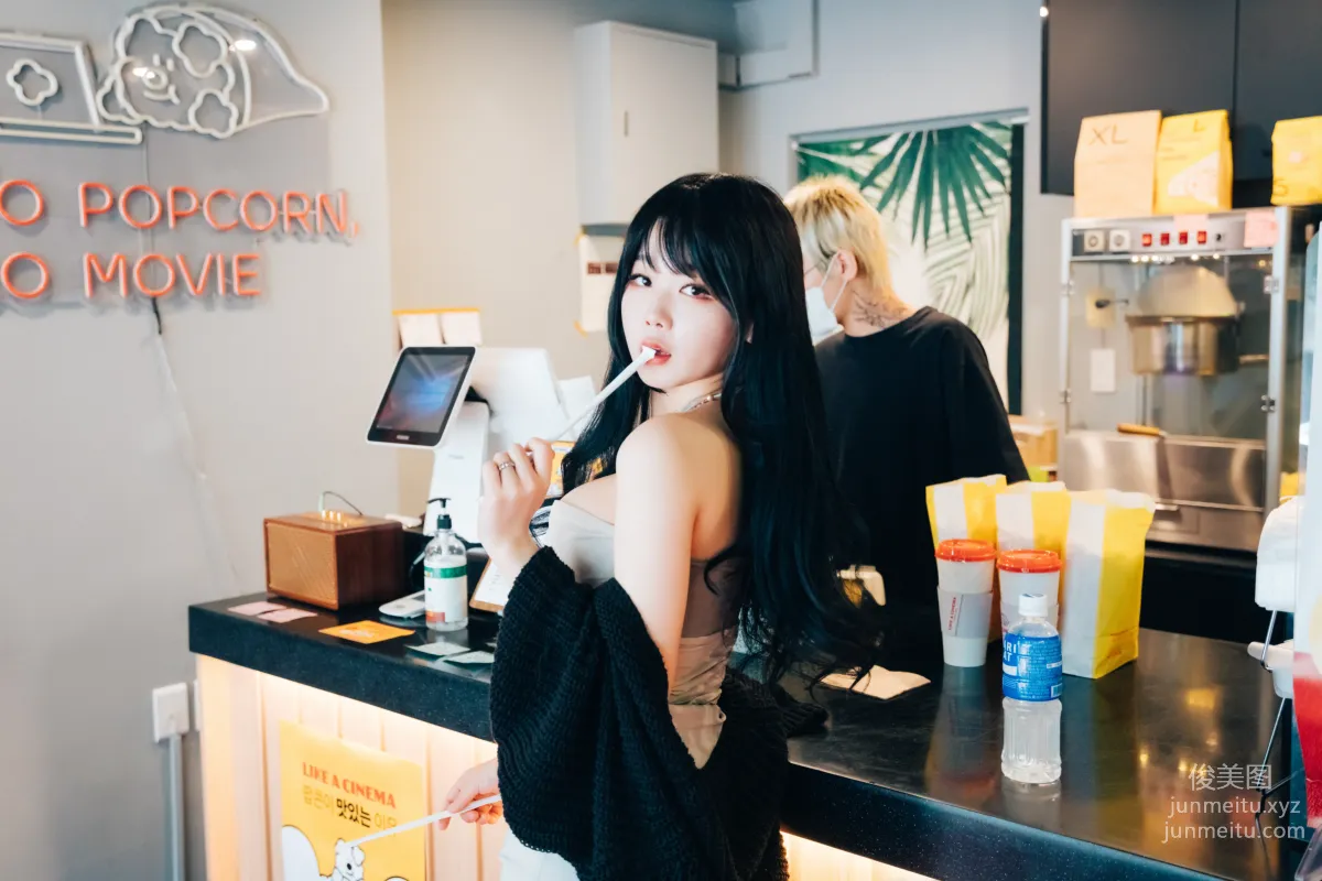 073.[Loozy] Zia (지아) -XXX in the theater S.Ver[157P] 91