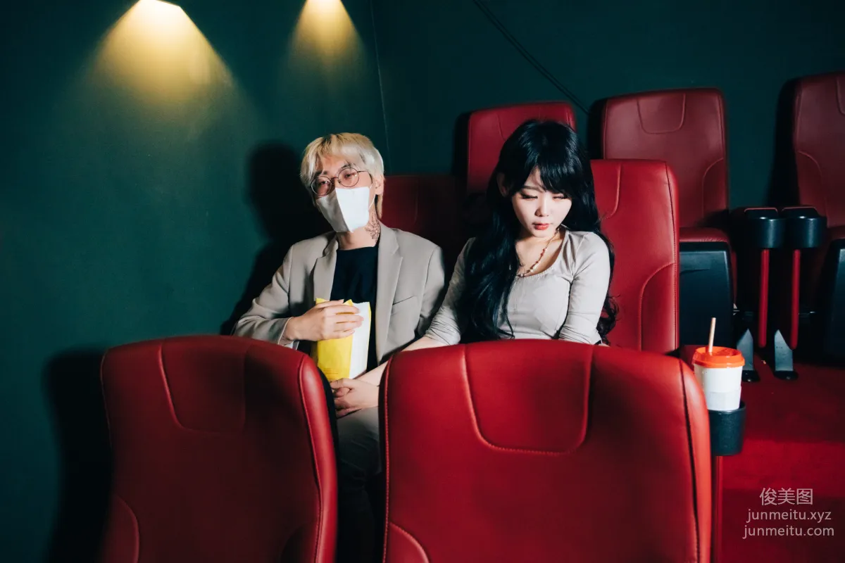 073.[Loozy] Zia (지아) -XXX in the theater S.Ver[157P] 105