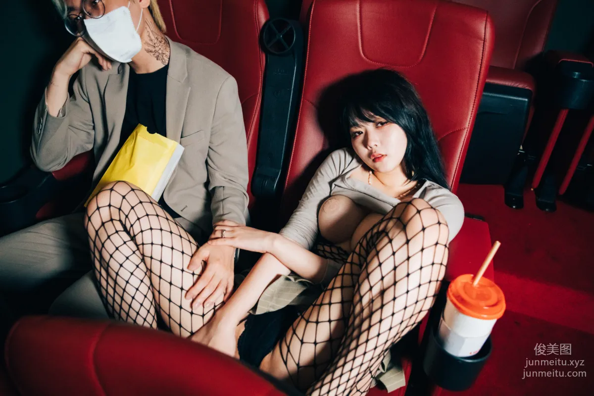 073.[Loozy] Zia (지아) -XXX in the theater S.Ver[157P] 132