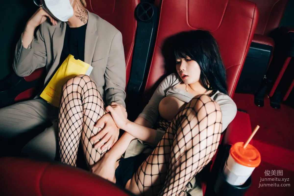 073.[Loozy] Zia (지아) -XXX in the theater S.Ver[157P] 133