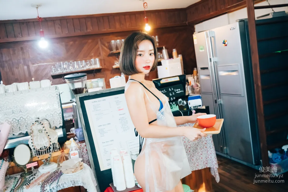 094.[Loozy] Booty Queen - vinyl aprons [142P] 7
