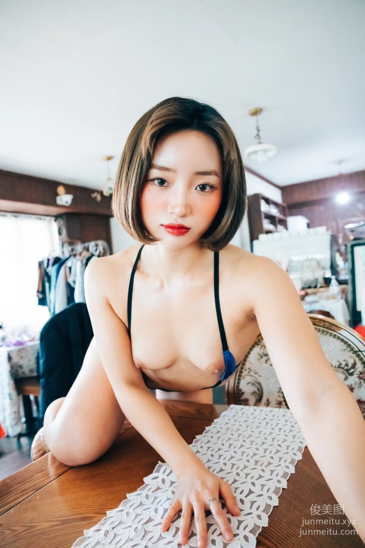 094.[Loozy] Booty Queen - vinyl aprons [142P] 9