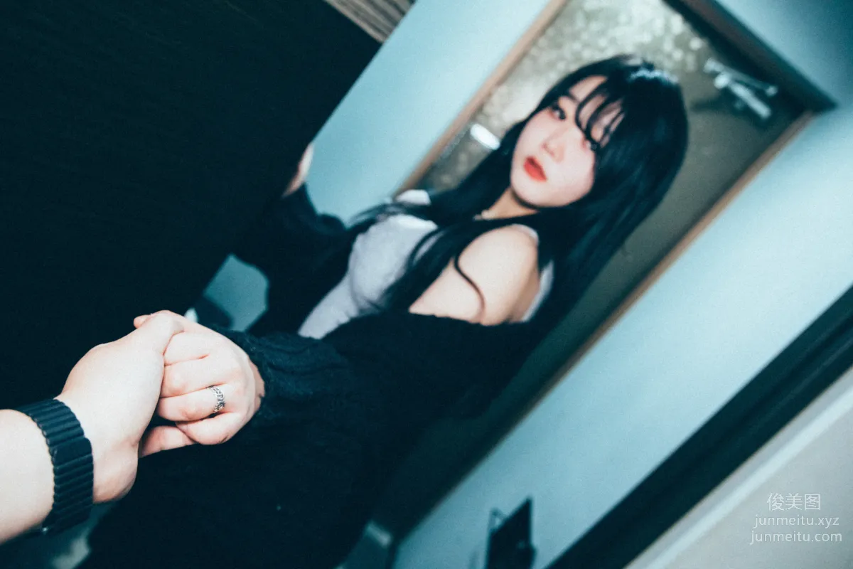 095.[Loozy] Zia (지아) - Wannait [93P] 44