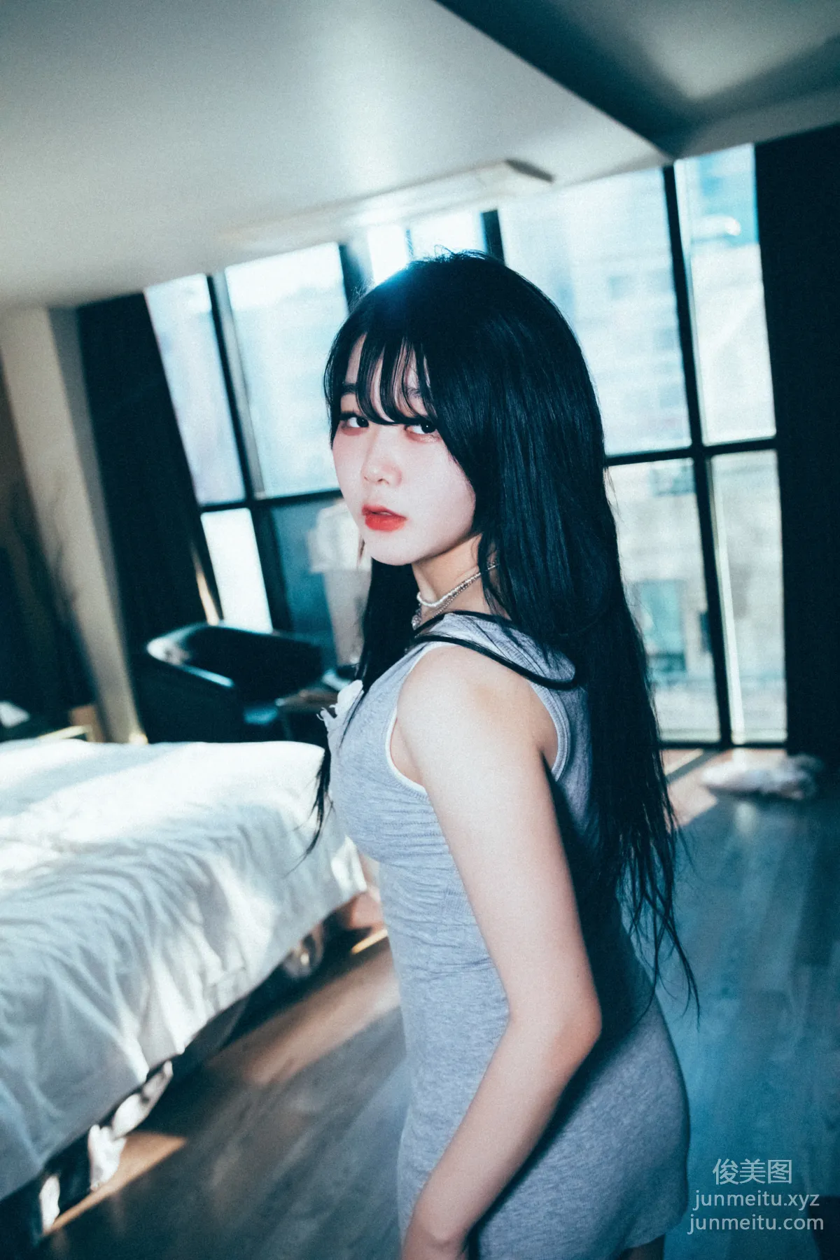 095.[Loozy] Zia (지아) - Wannait [93P] 48