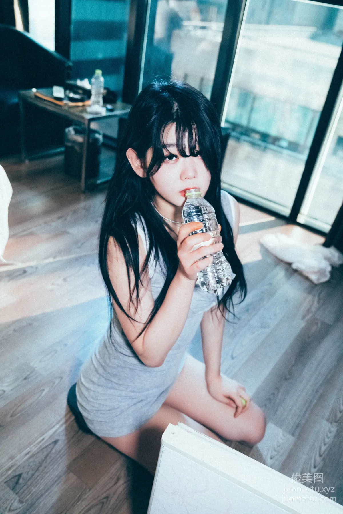 095.[Loozy] Zia (지아) - Wannait [93P] 57