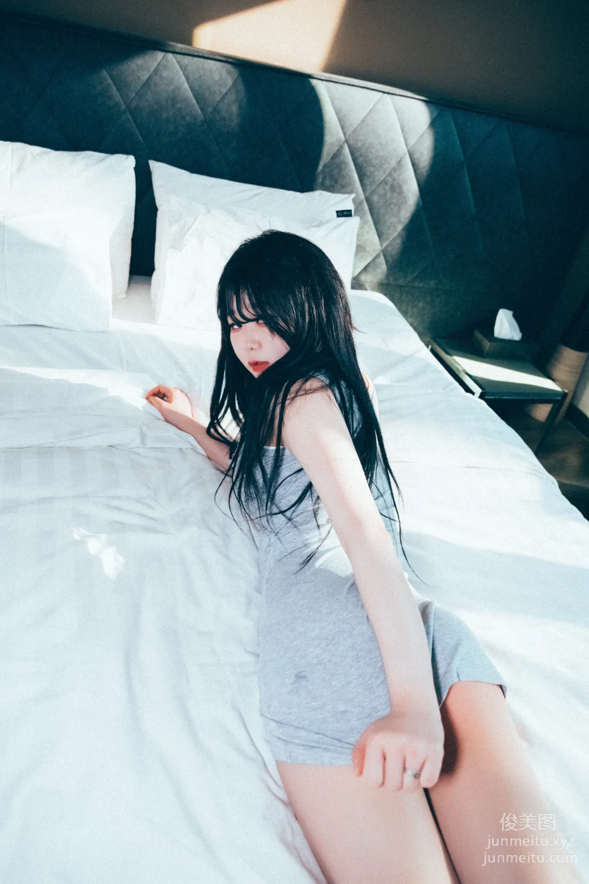 095.[Loozy] Zia (지아) - Wannait [93P] 65