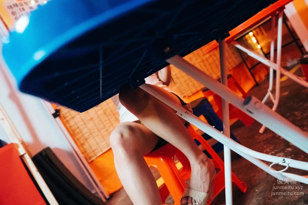 105.[Loozy] Bomi - Street Stall [112P] 8