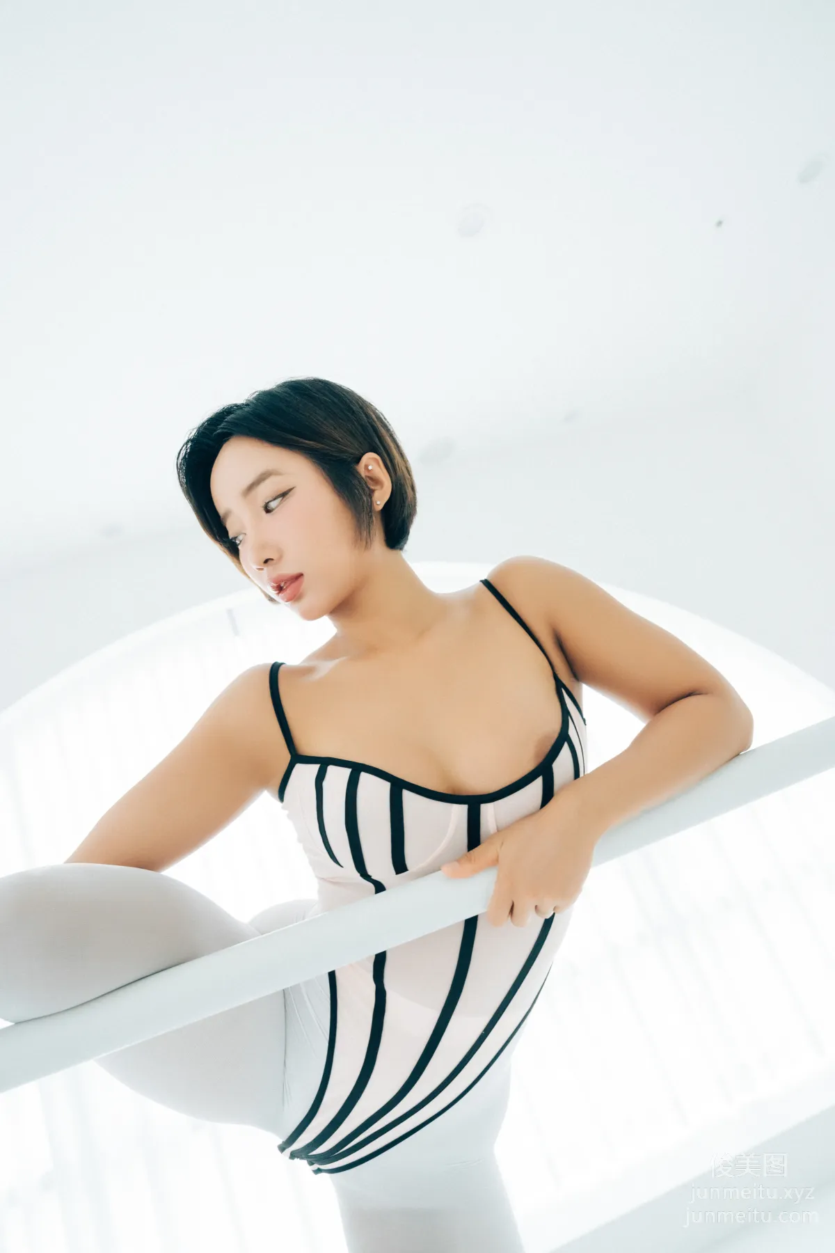 Booty Queen: LOOZY 120. Tied Ups photo 17
