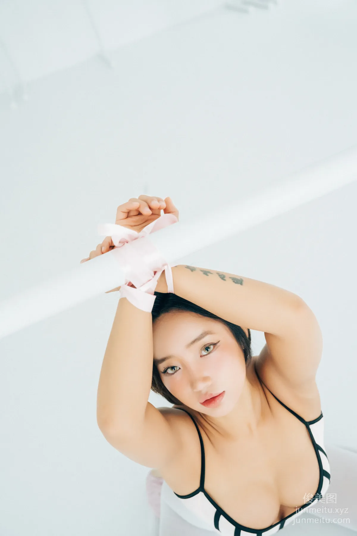 Booty Queen: LOOZY 120. Tied Ups photo 24