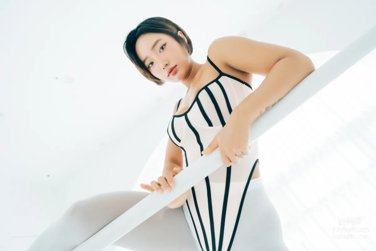 Booty Queen: LOOZY 120. Tied Ups photo 19