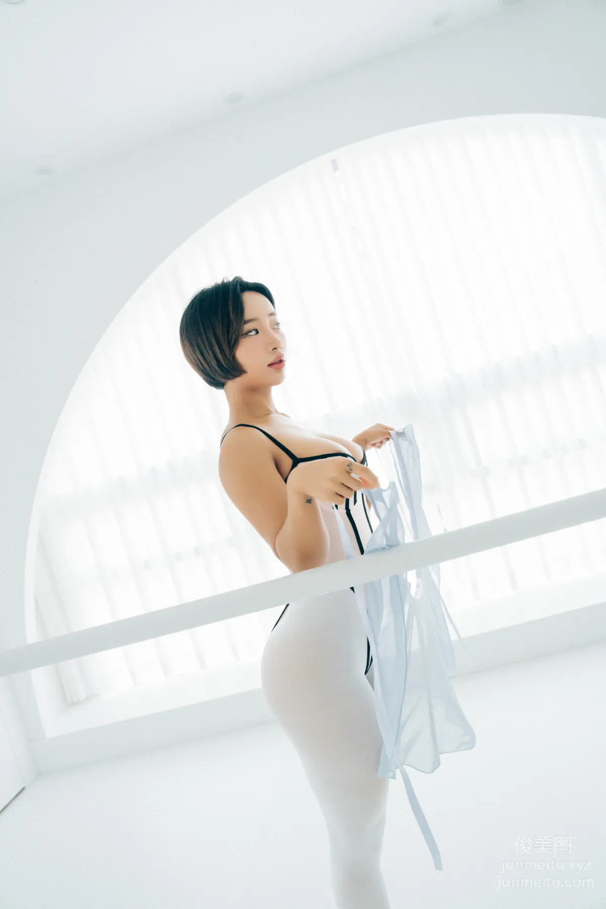 Booty Queen: LOOZY 120. Tied Ups photo 168