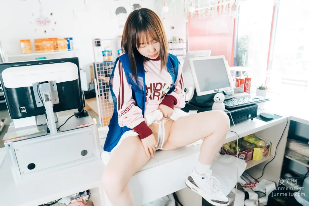 130.[Loozy] Yeri - Pocket Girl Alba - part 01 [146P] 19