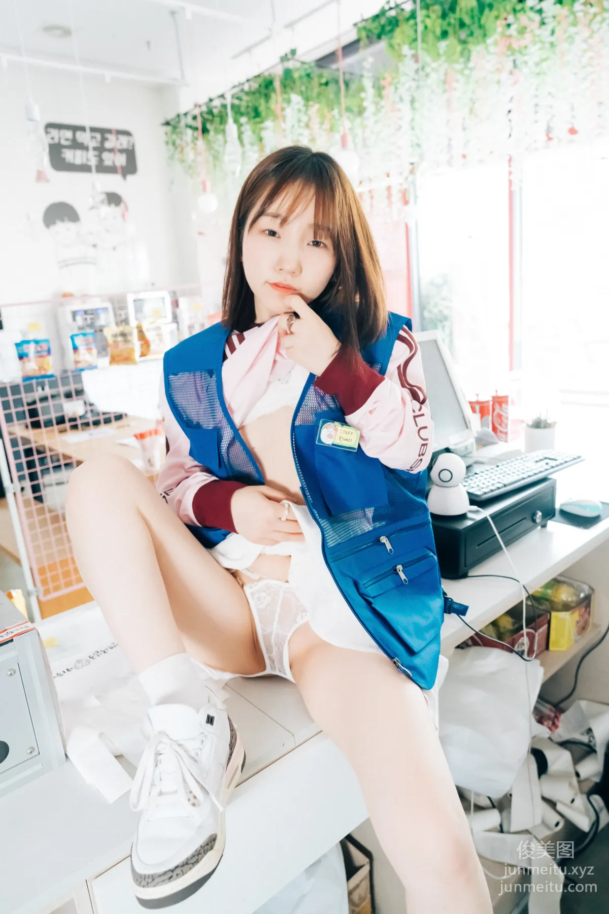 130.[Loozy] Yeri - Pocket Girl Alba - part 01 [146P] 21