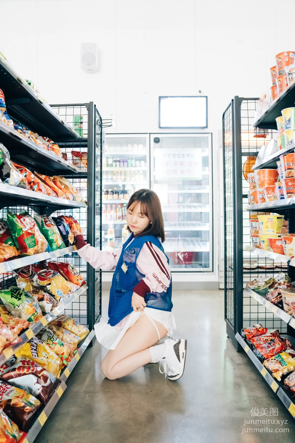 130.[Loozy] Yeri - Pocket Girl Alba - part 01 [146P] 27