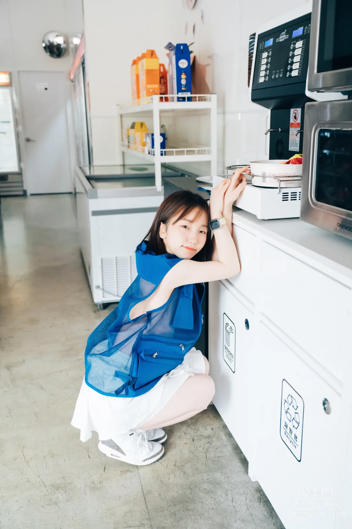 130.[Loozy] Yeri - Pocket Girl Alba - part 01 [146P] 58