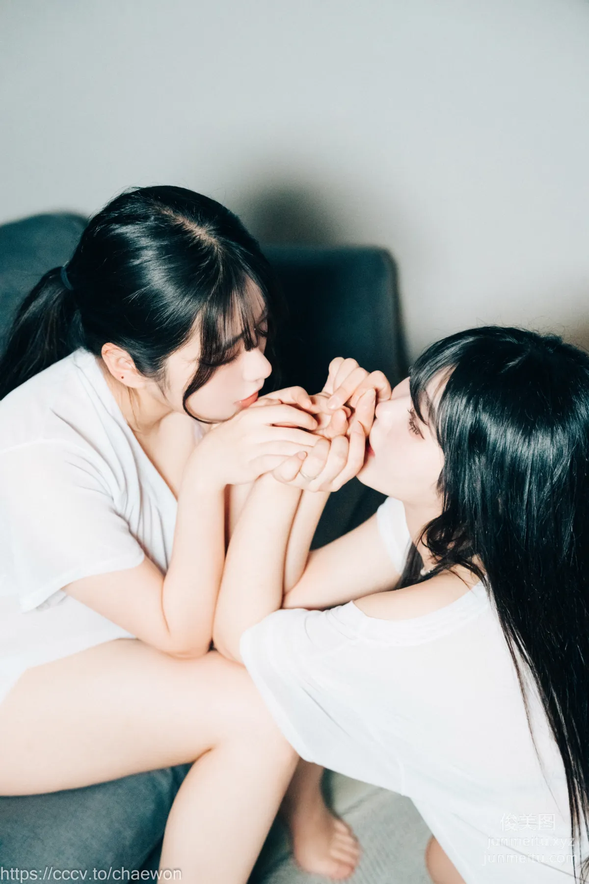 133.[Loozy] Zia (지아) & Sonson (손손) - yuri, girl's love[160P] 19