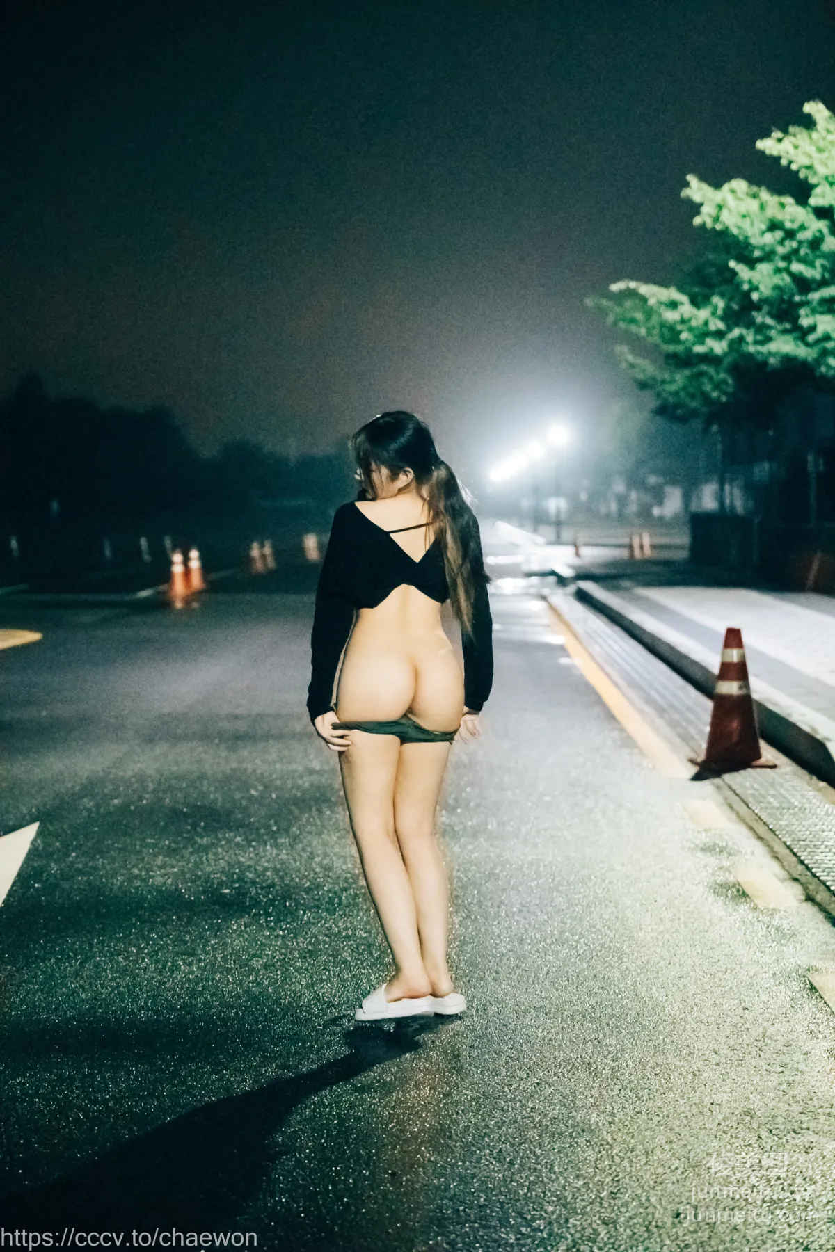 140.[Loozy] SonSon (손손) - Public Toilet - part 01[157P] 30