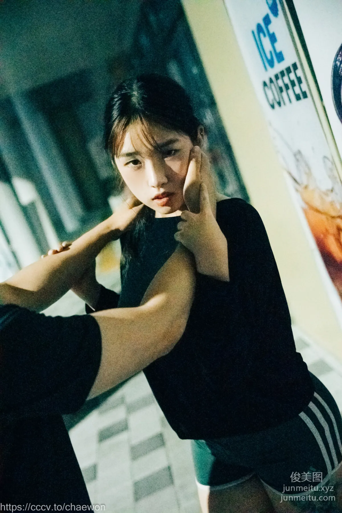 140.[Loozy] SonSon (손손) - Public Toilet - part 01[157P] 49