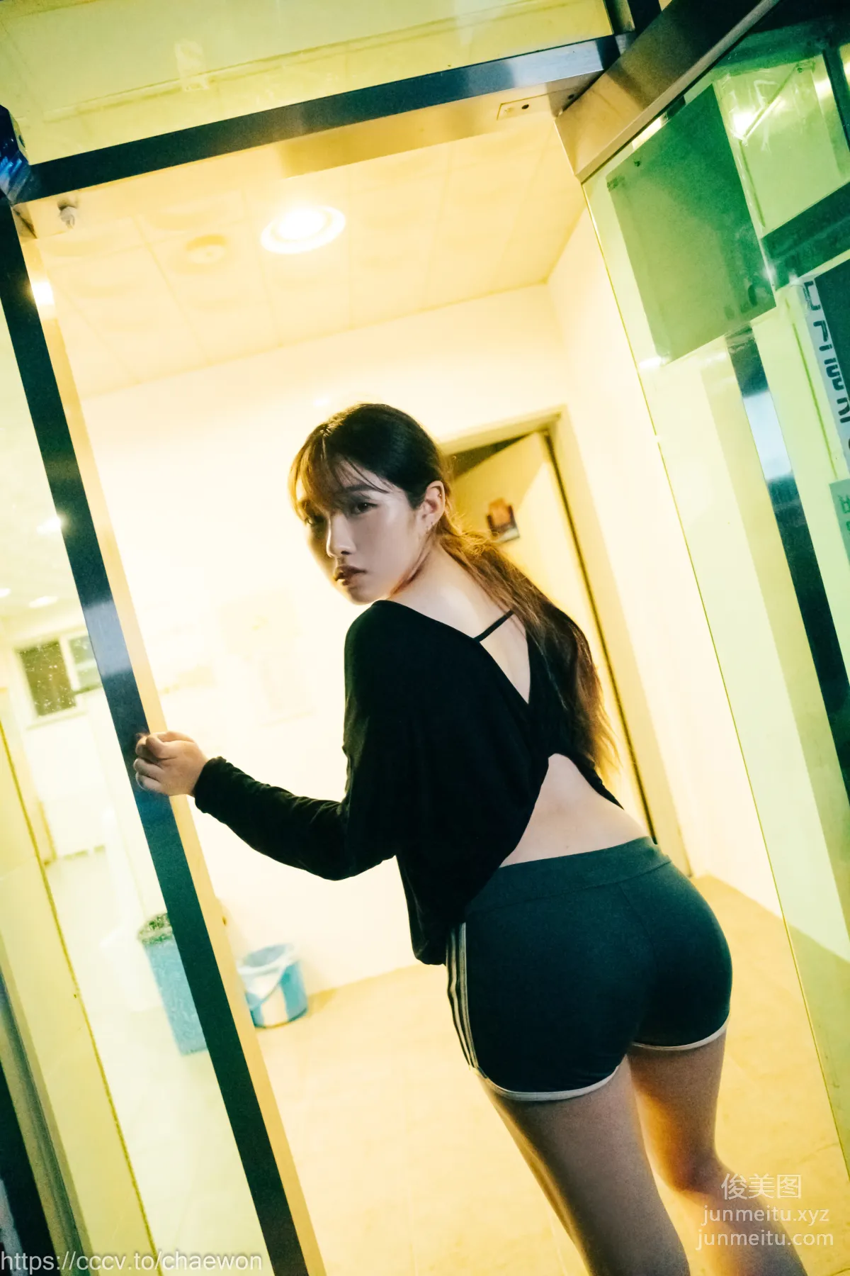 140.[Loozy] SonSon (손손) - Public Toilet - part 01[157P] 59