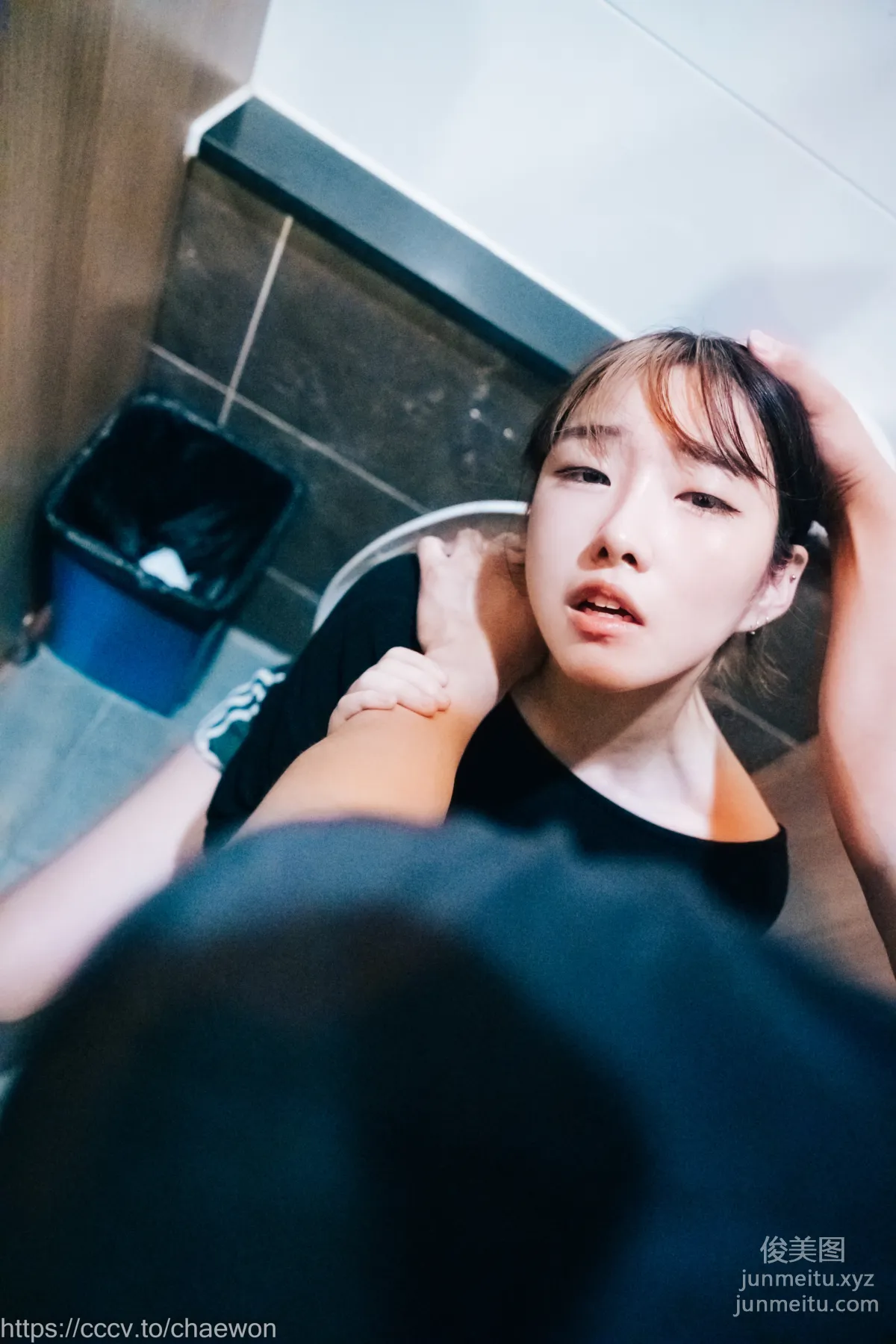 140.[Loozy] SonSon (손손) - Public Toilet - part 01[157P] 80