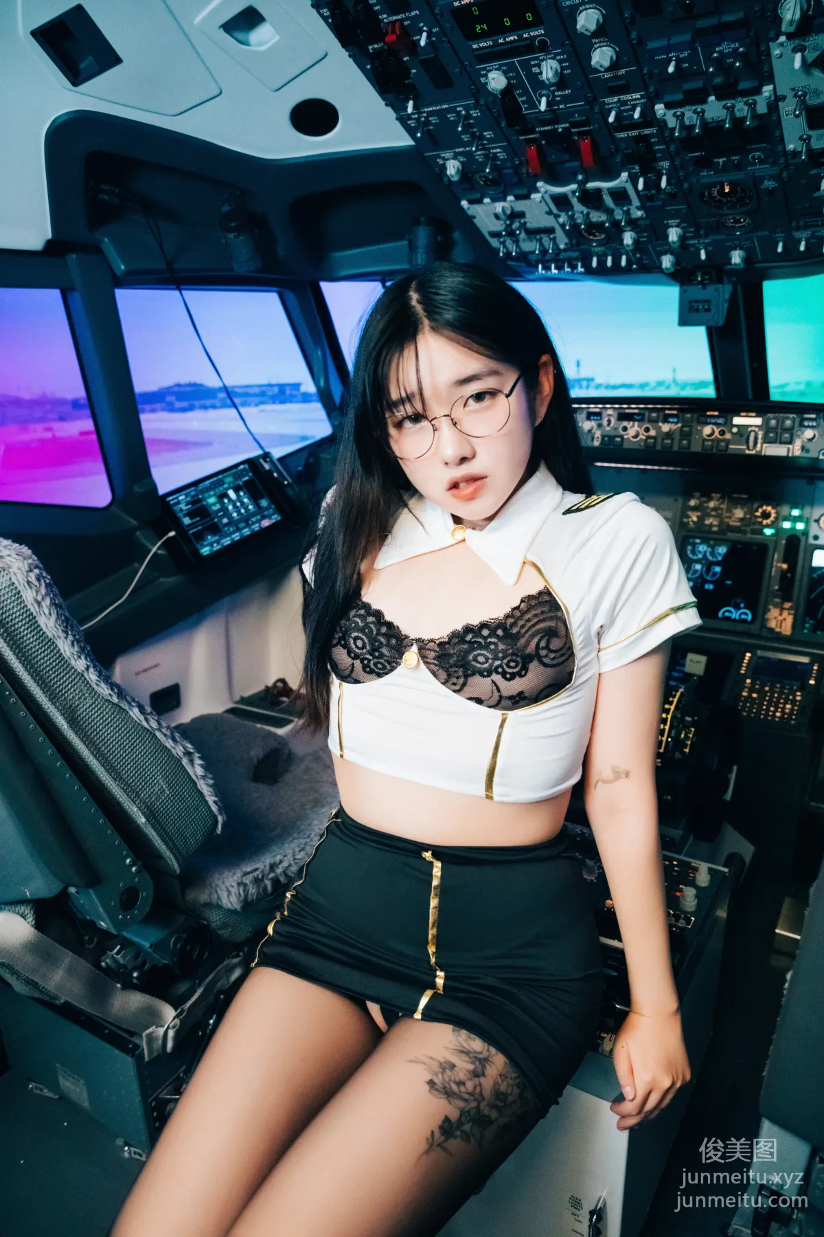 Sonson: LOOZY Night Flight photo 86