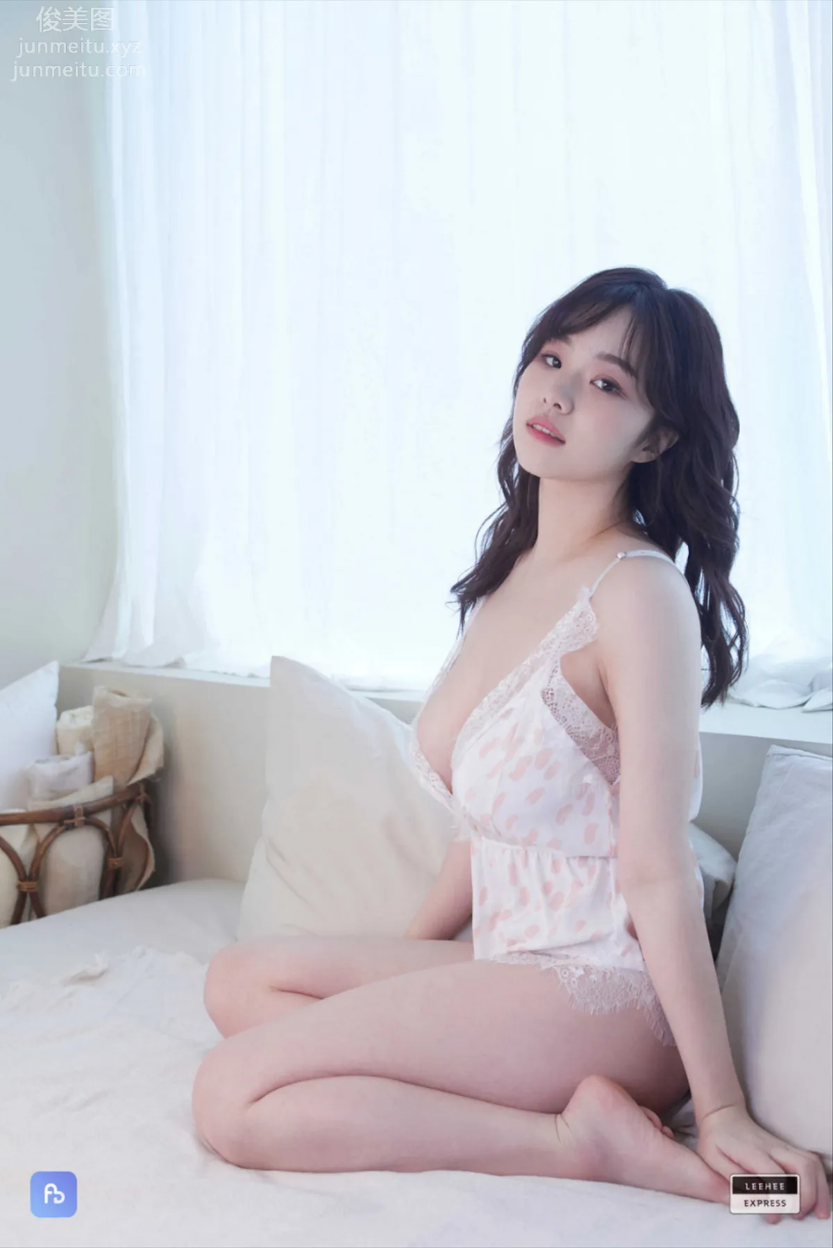 LeeheeExpress – NO.241 LEBE-195 Merry (쮸리) [50P] 23
