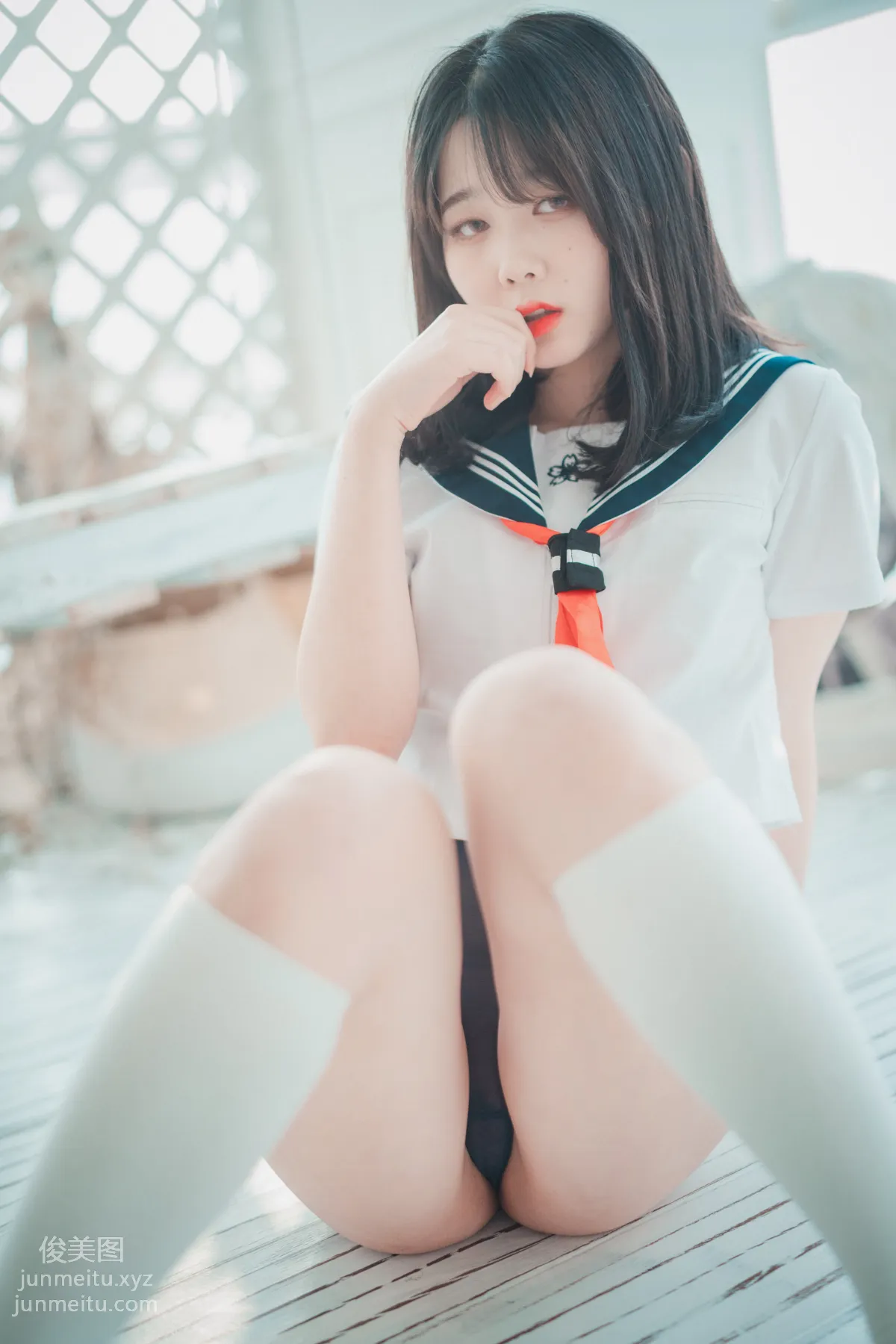 012.[DJAWA] Zia - Swimming Lessons[48P] 6