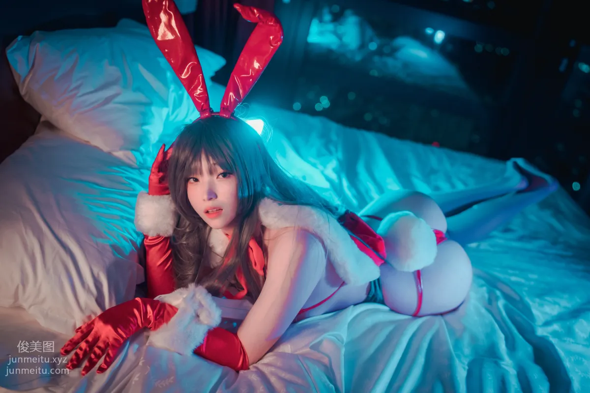 015.[DJAWA] Bambi - Nuit de Noël avec Bambi[128P] 42