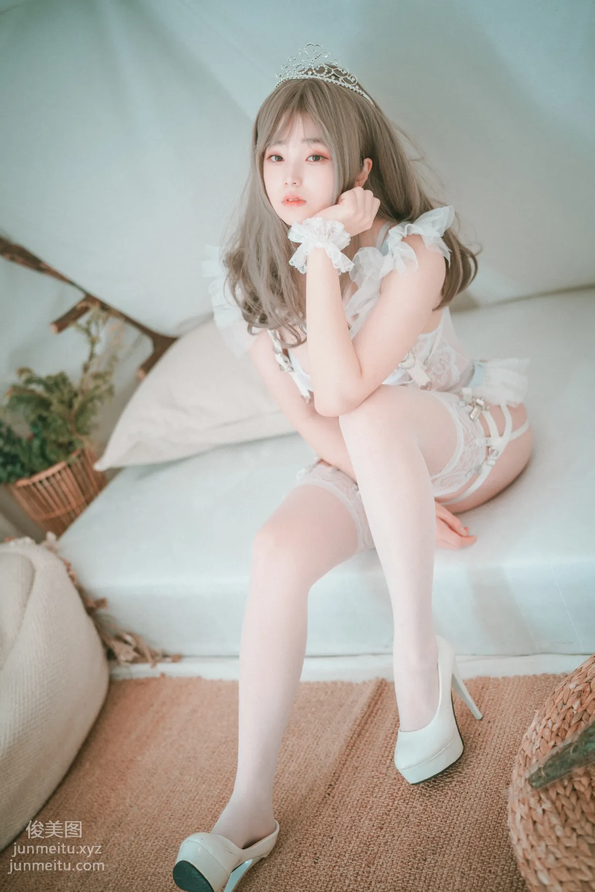 018.[DJAWA] Bambi - Reine de Blanc + B-side[42P] 21
