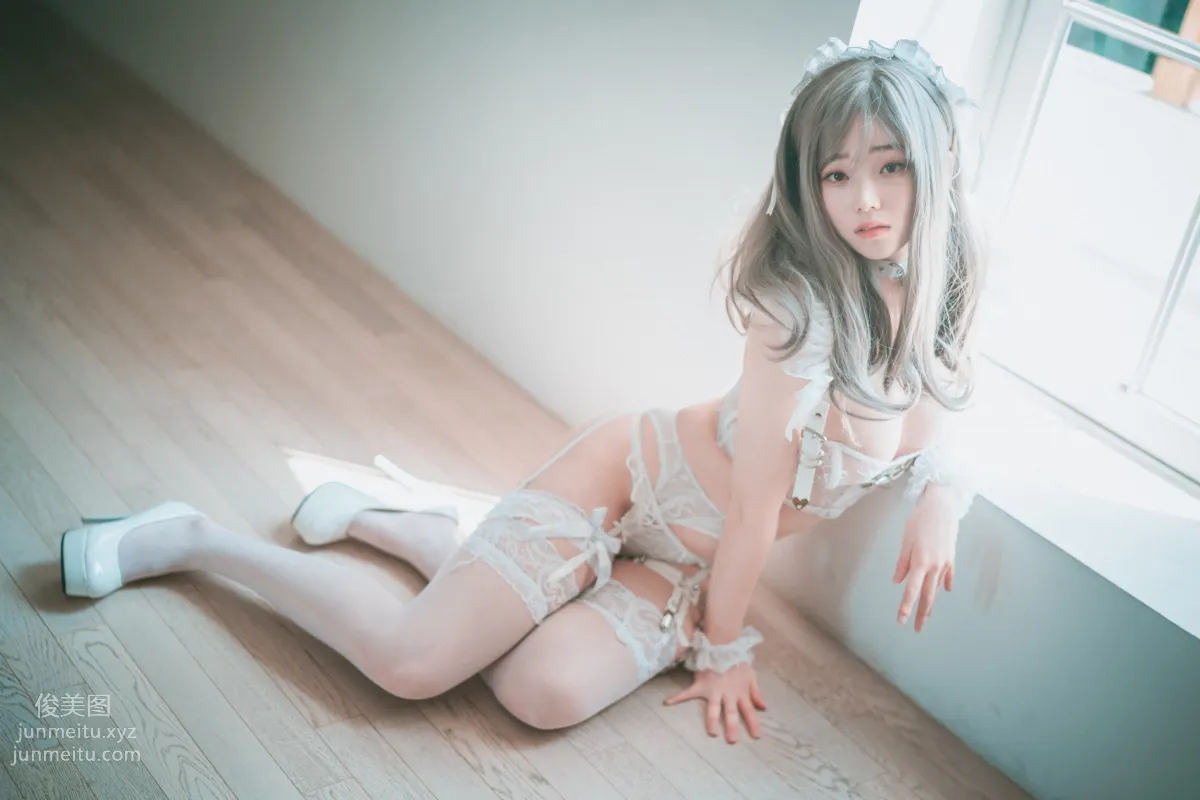 018.[DJAWA] Bambi - Reine de Blanc + B-side[42P] 38