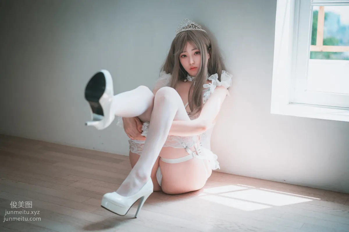 018.[DJAWA] Bambi - Reine de Blanc + B-side[42P] 71