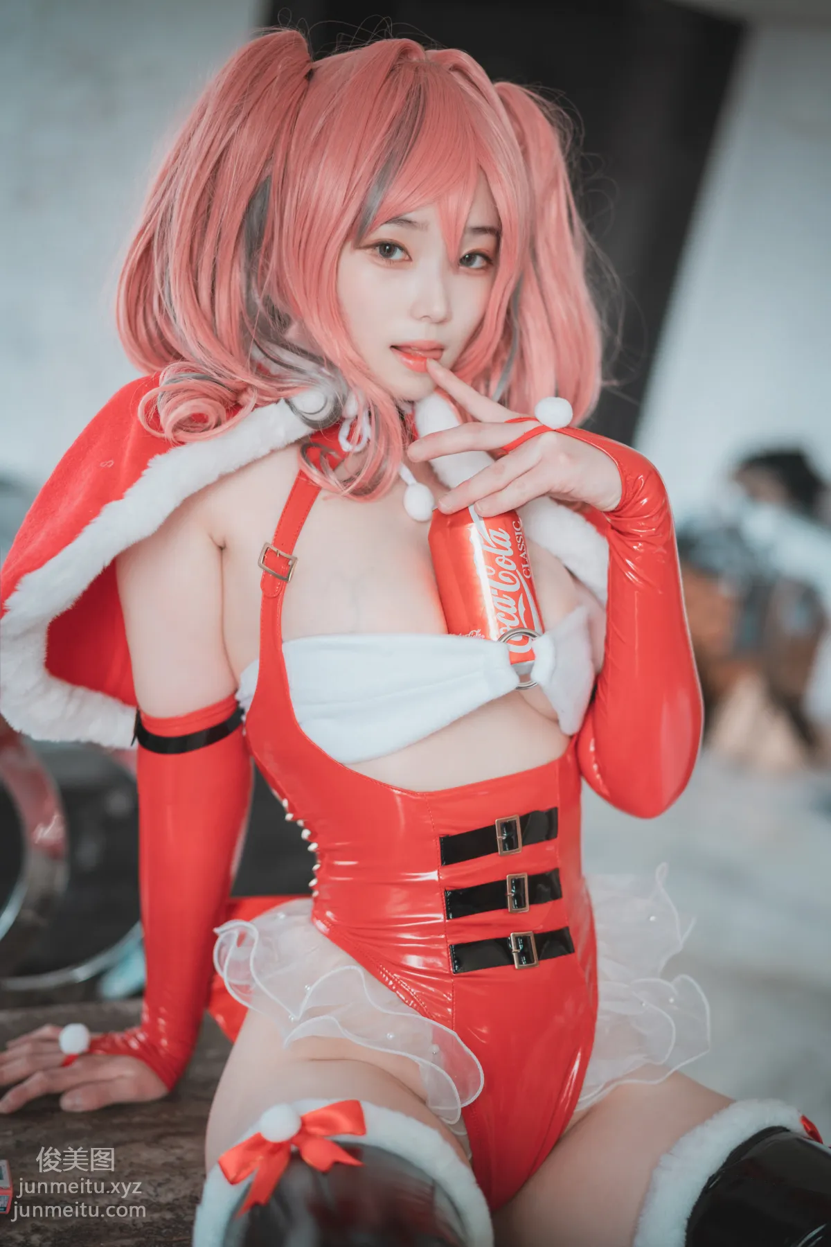 019.[DJAWA] Bambi - Santa Girl in the Summer[80P] 15