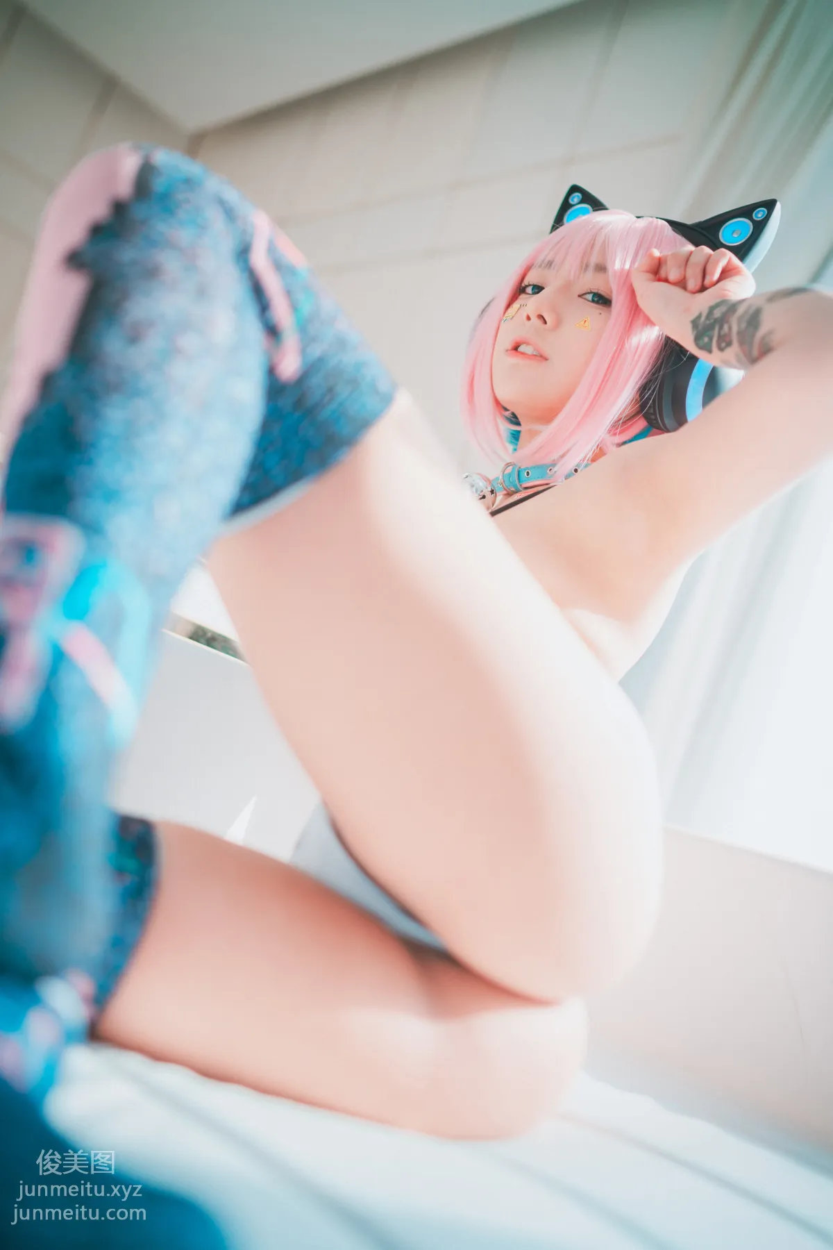 048.[DJAWA] Maruemon - Caution Girl X Athletic Girl[57P] 25