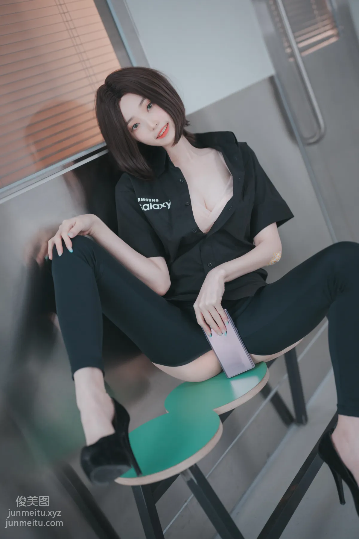 097.[DJAWA] Bambi - Hi Sam![177P] photo 19