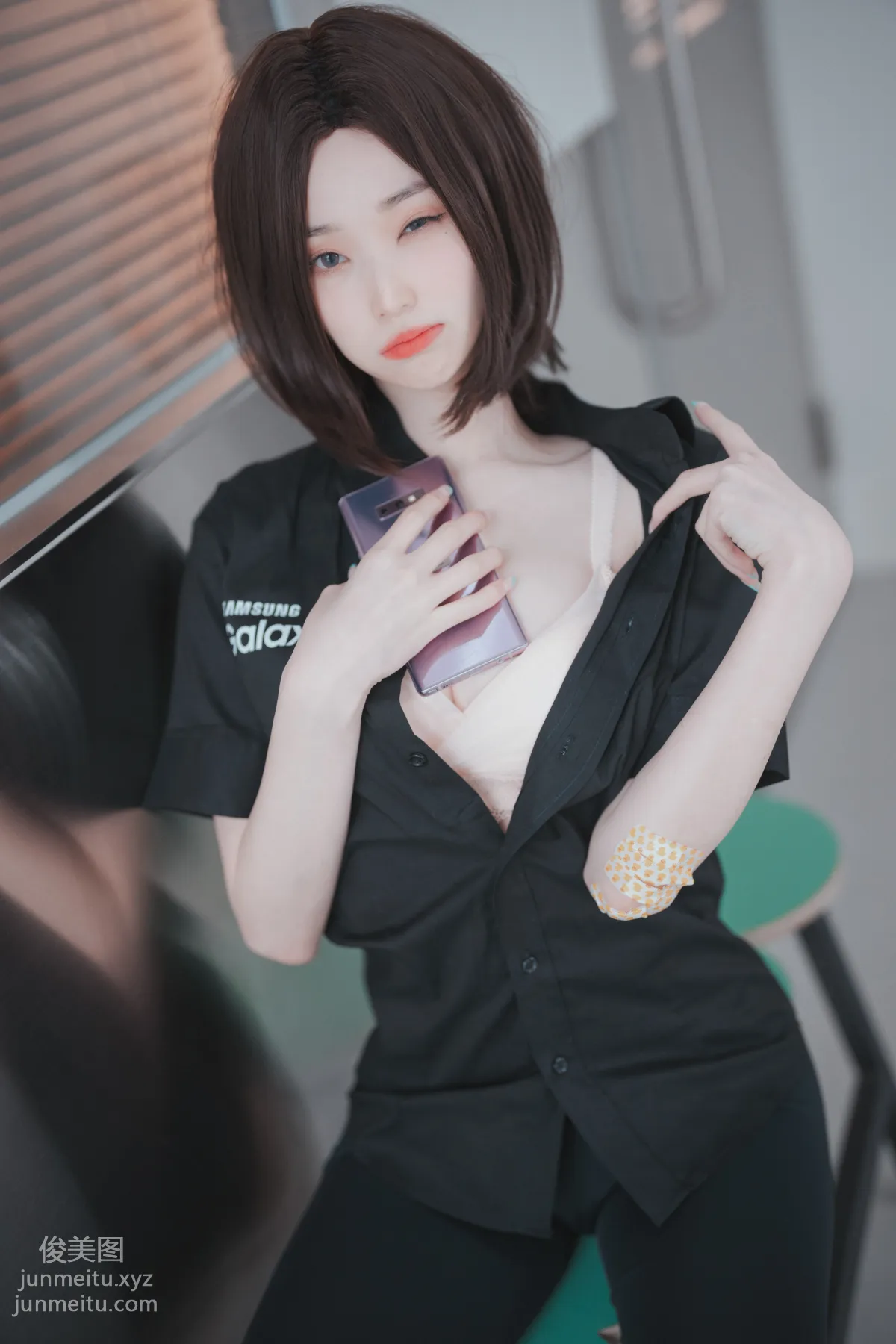 097.[DJAWA] Bambi - Hi Sam![177P] photo 22