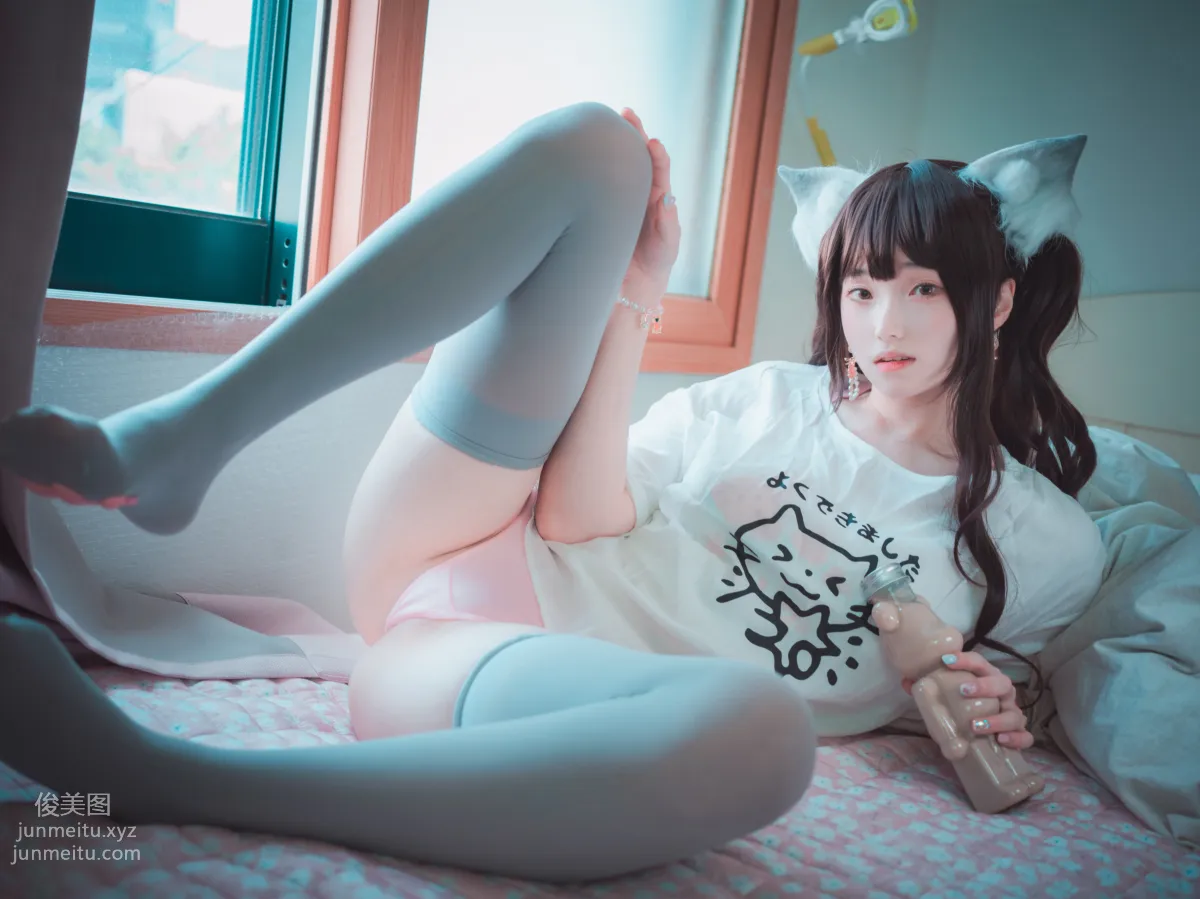 118.[DJAWA] Bambi - The cat I picked up turned into a girl[197P] 39