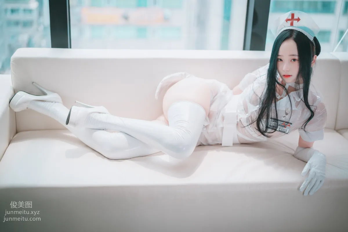 132.[DJAWA] BamBi - Nurse Nation (White ver)[82P] 23