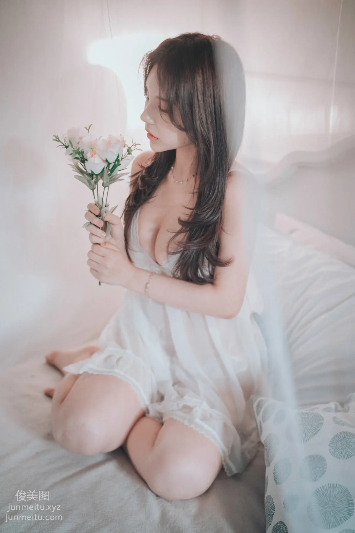 167.[DJAWA] ZZYuri - Alluring White[44P] 11