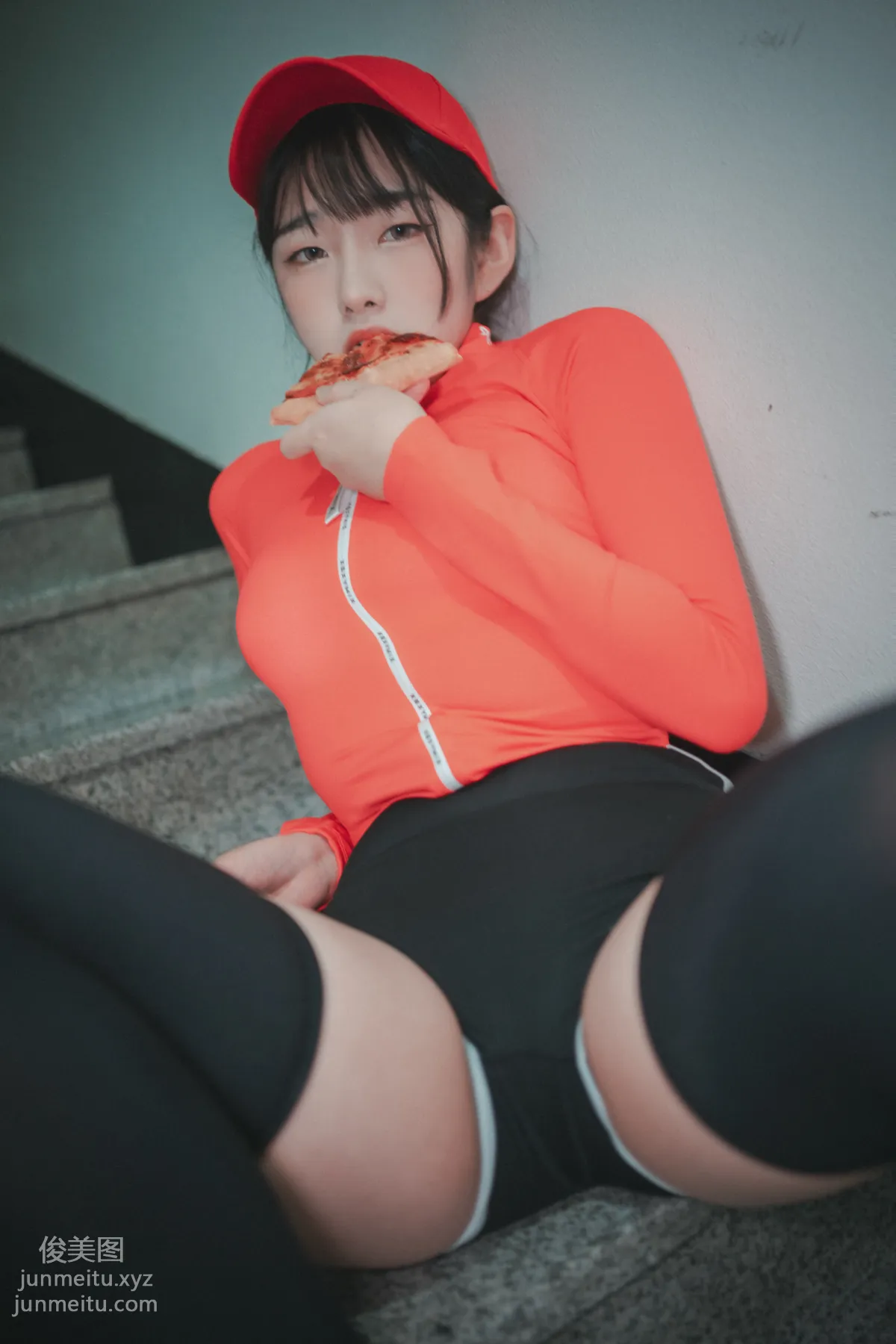 198.[DJAWA] SonSon - Pizza Girl[111P] 17