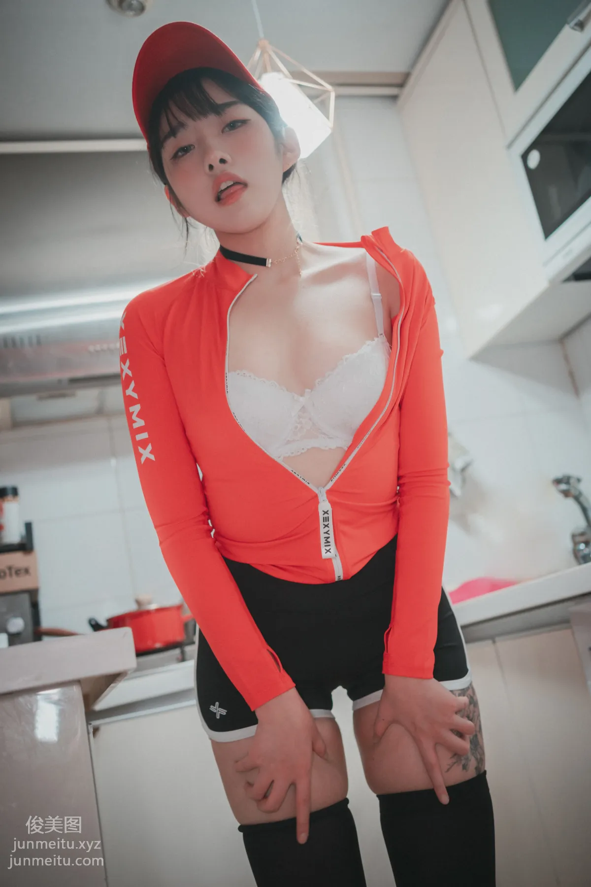 198.[DJAWA] SonSon - Pizza Girl[111P] 50