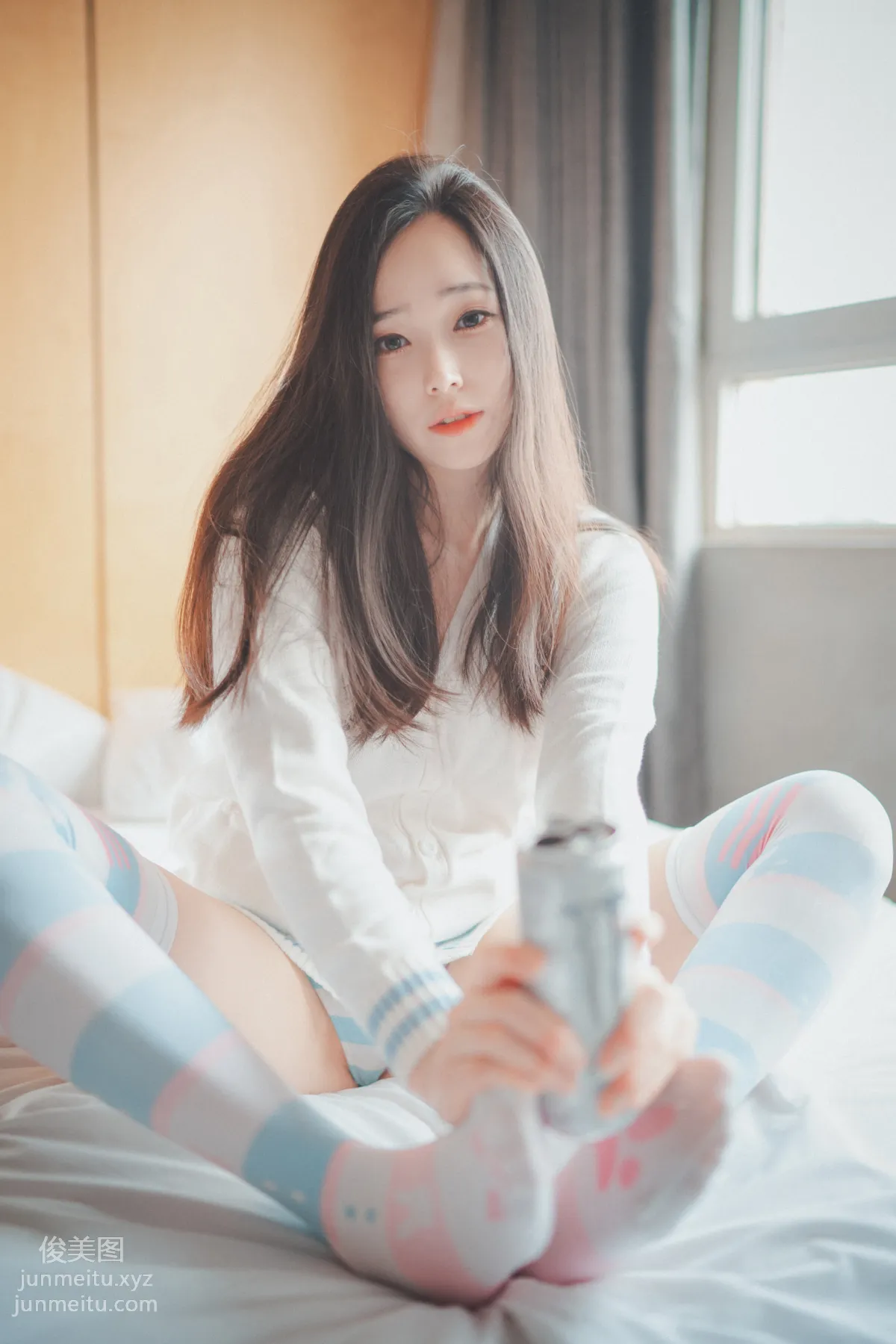212.[DJAWA] Bambi - Homebody Girl[50P] 3