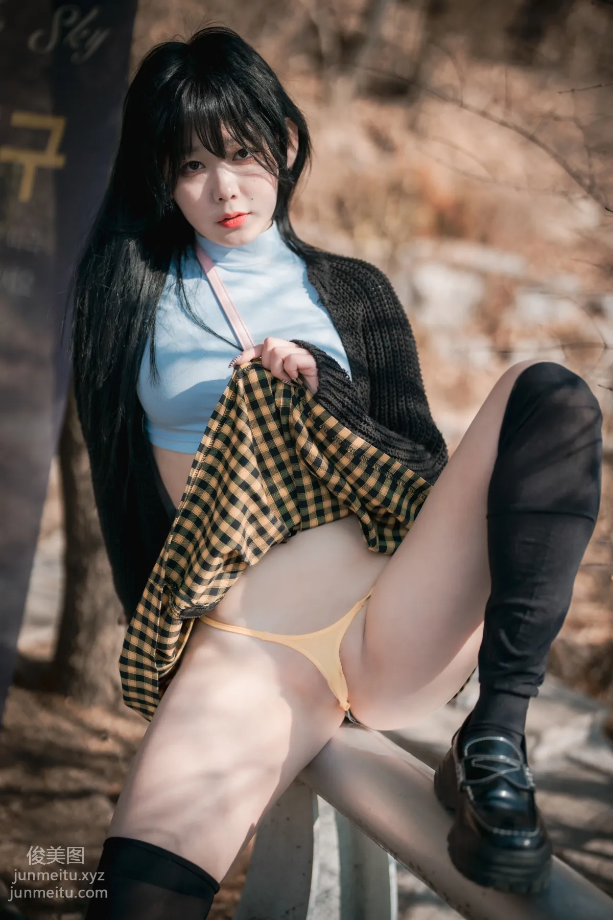 241.[DJAWA] Zia - Early Spring Walk in March[141P] 79