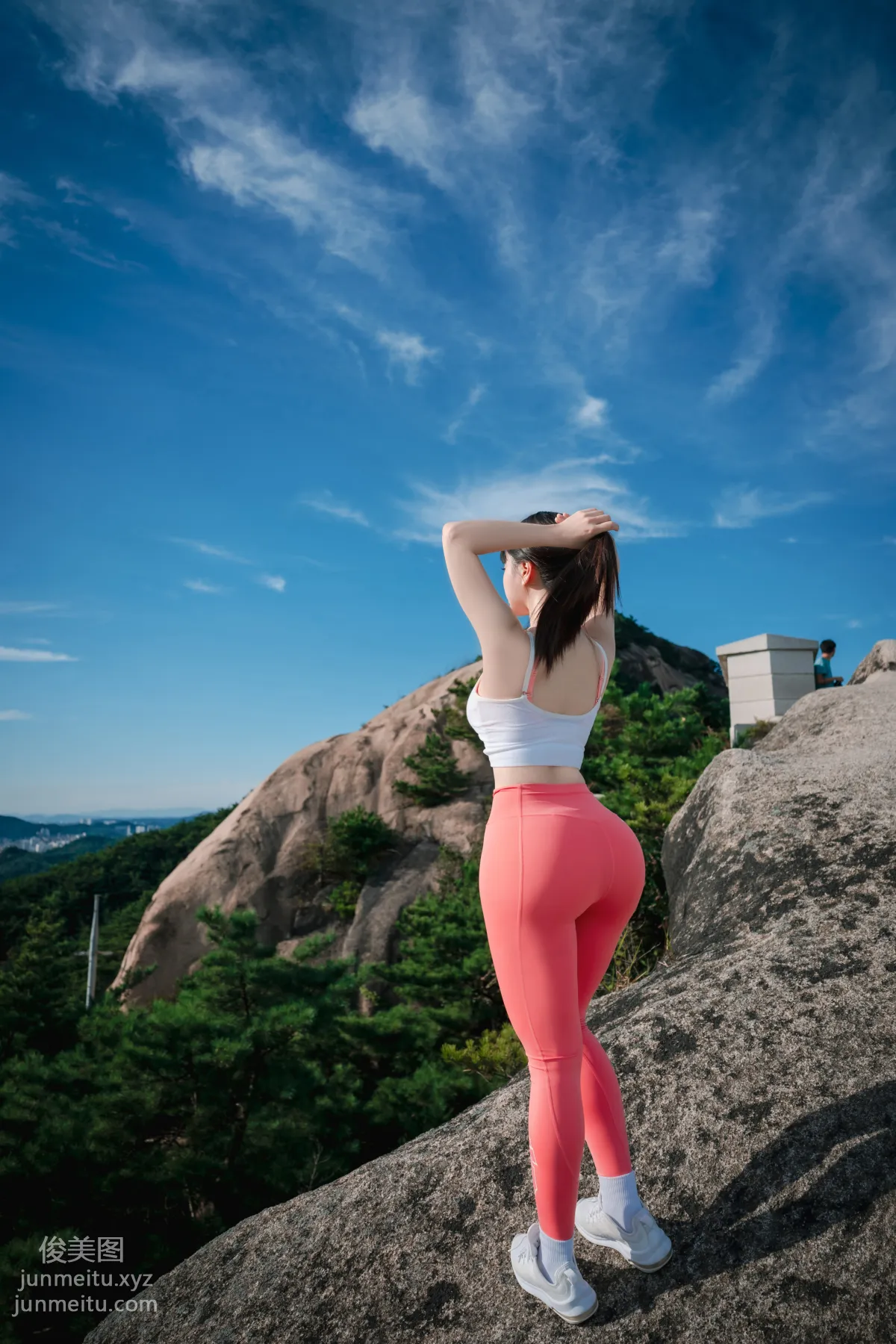 249.[DJAWA] ZziZzi – Naughty Trekking 2nd Course + S.Ver[80P] 46