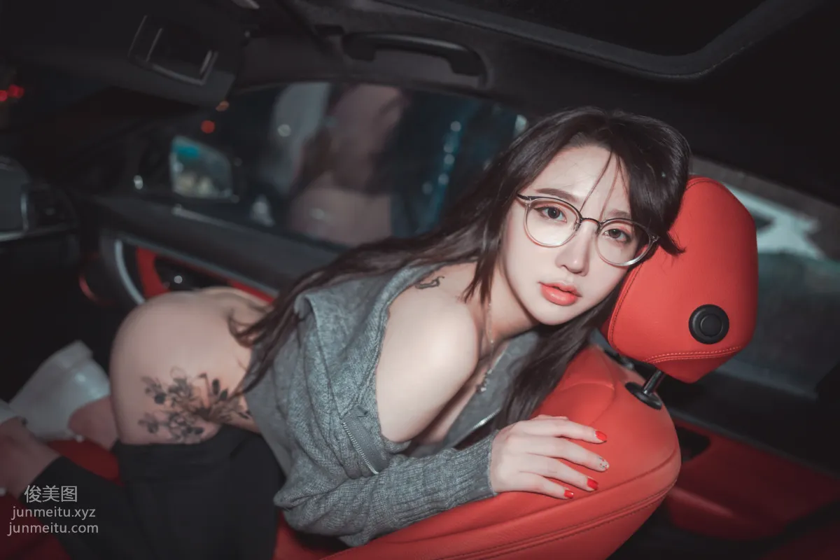 266.DJAWA Photo — NO.296 Yeeun (손예은) - Drive My Car [90P] 57