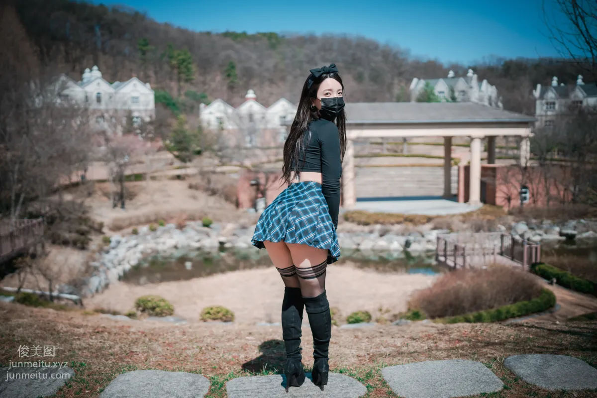 289.DJAWA Photo Yeeun (손예은) - Early Spring Walk in March [156P] 96