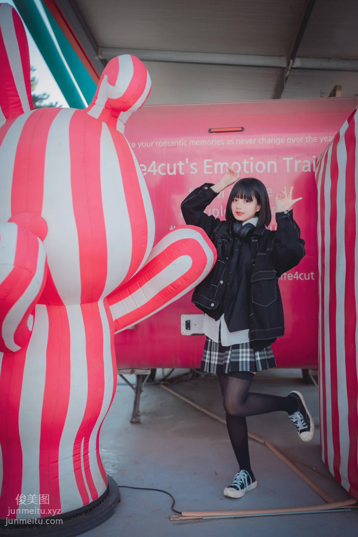 303.DJAWA Photo - Jenny（정제니）Theme Park Girl [162P] 121