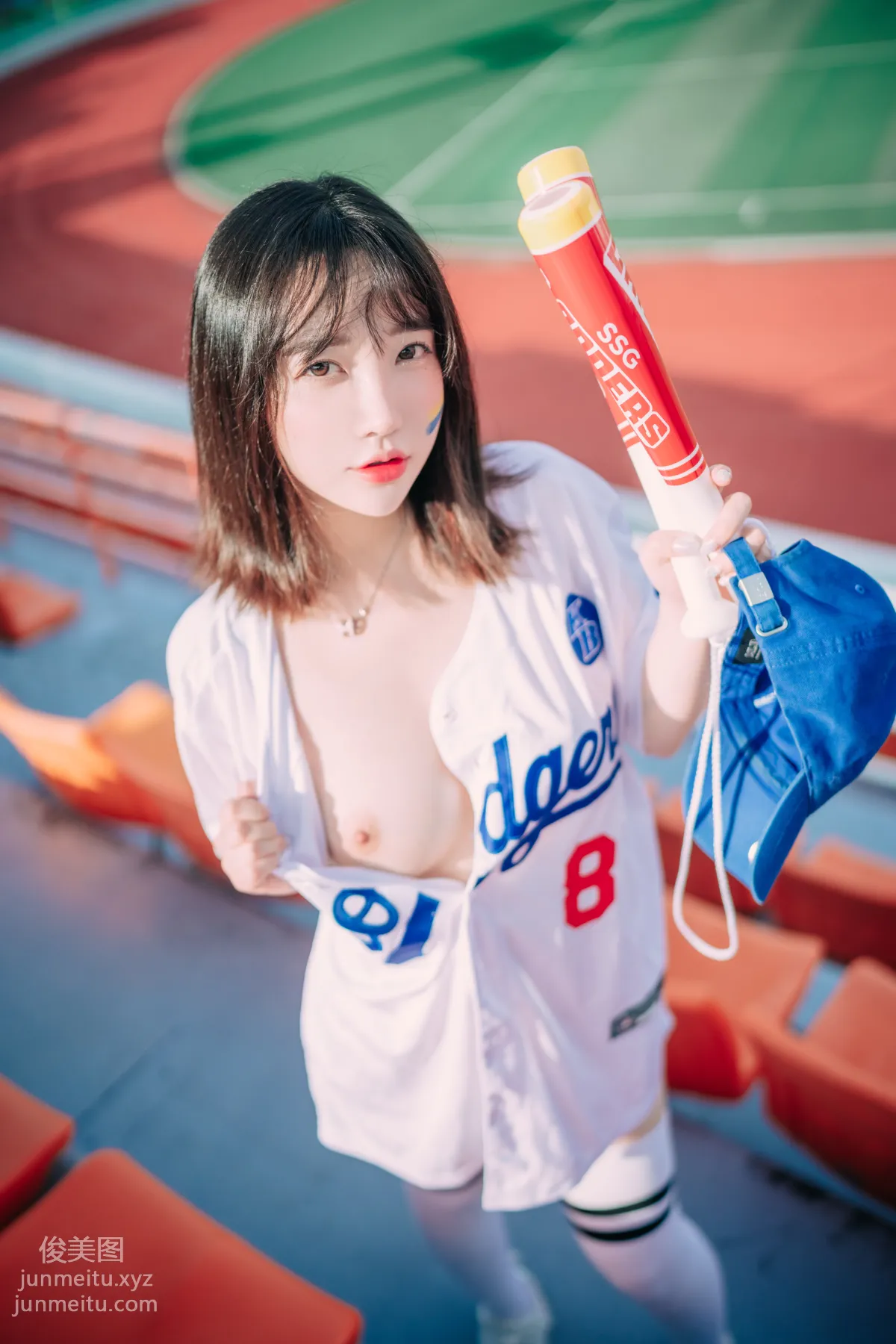 305.[DJAWA] YeEun - Cheer Up in the Summer [126P] 126